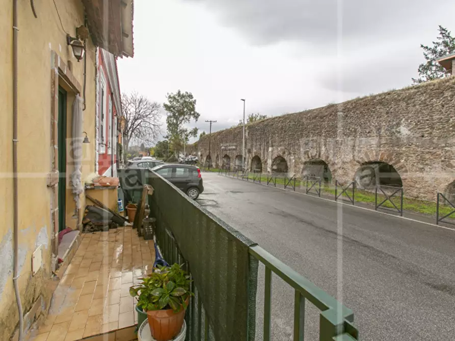 Immagine 19 di Casa indipendente in vendita  in Via Del Mandrione a Roma