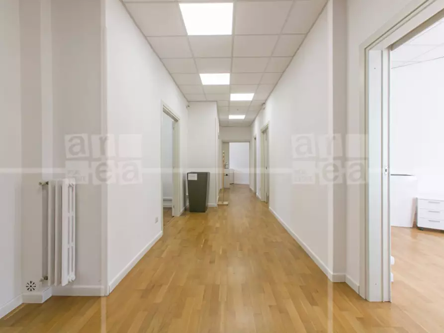 Immagine 2 di Ufficio in affitto  in Via Barberini a Roma