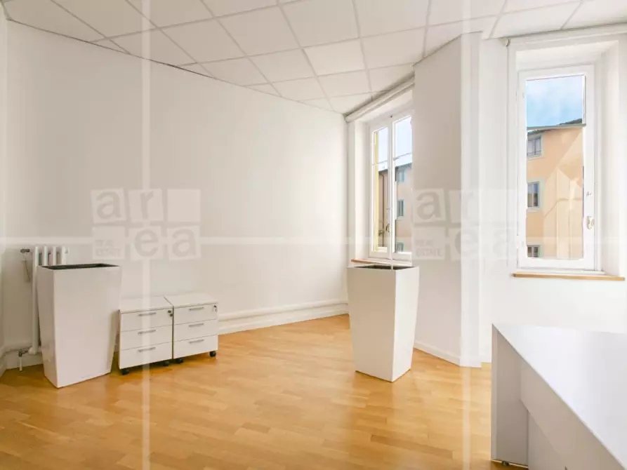 Immagine 5 di Ufficio in affitto  in Via Barberini a Roma