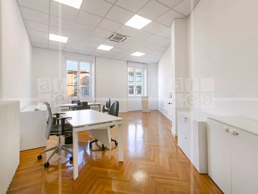 Immagine 22 di Ufficio in affitto  in Via Barberini a Roma
