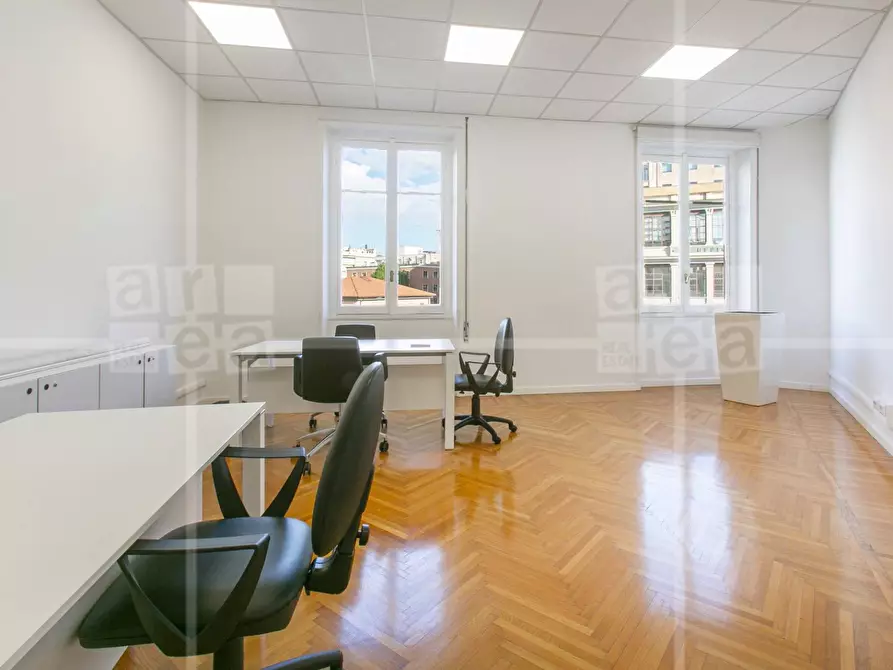 Immagine 23 di Ufficio in affitto  in Via Barberini a Roma