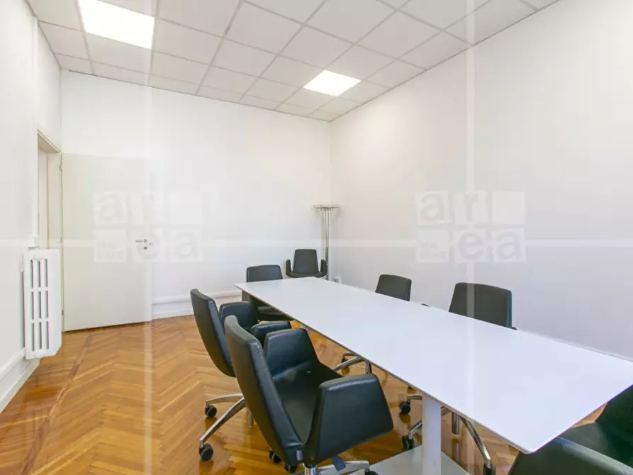 Immagine 28 di Ufficio in affitto  in Via Barberini a Roma