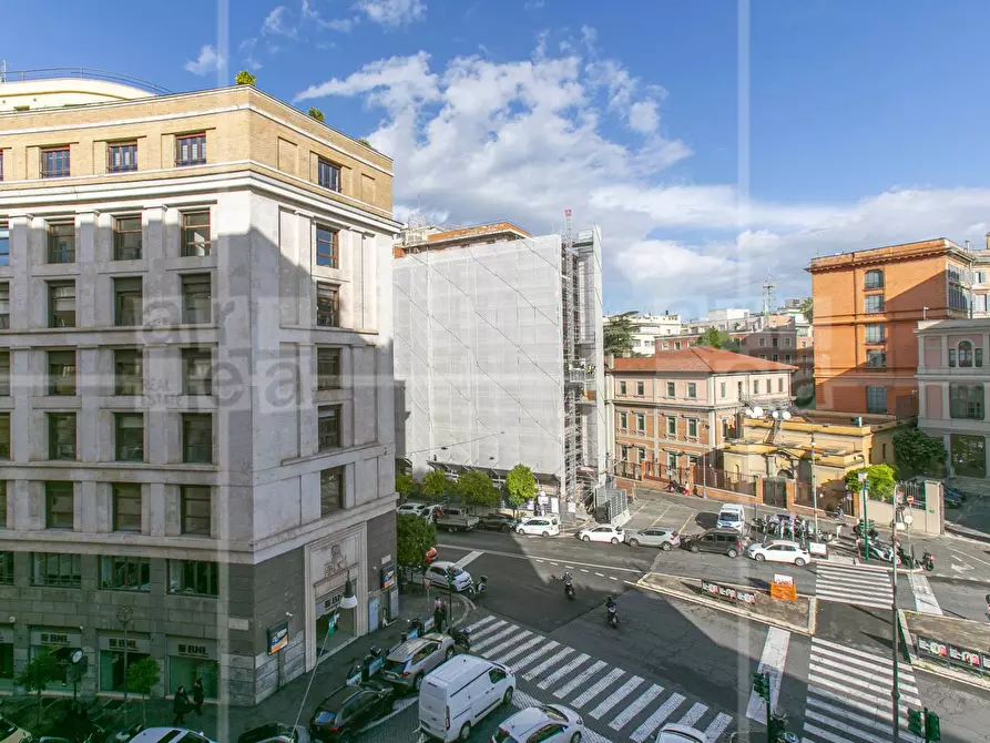 Immagine 33 di Ufficio in affitto  in Via Barberini a Roma