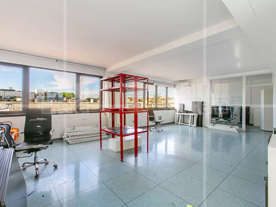 Immagine 10 di Ufficio in affitto  in Via Tiburtina 1104-1110 a Roma