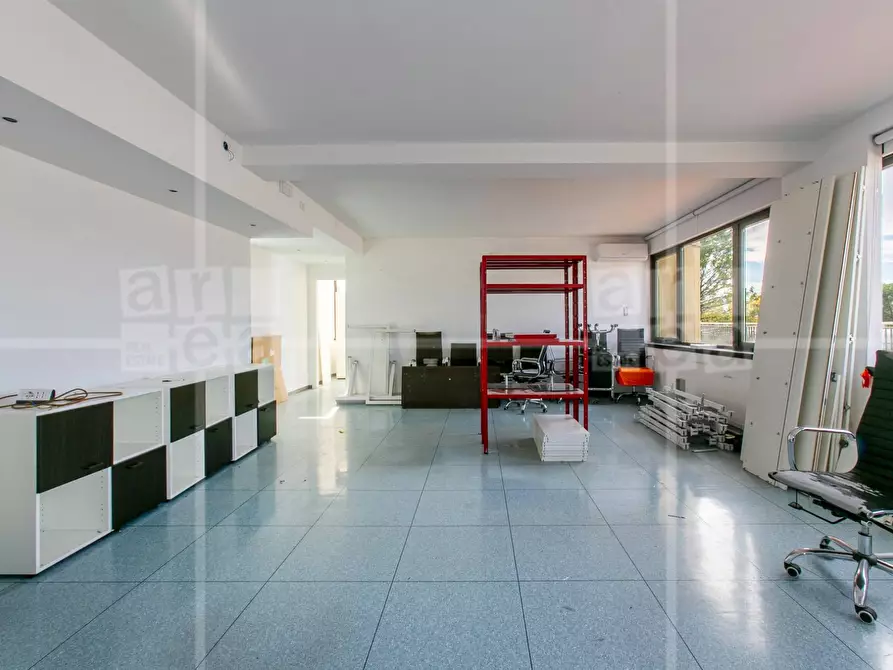 Immagine 11 di Ufficio in affitto  in Via Tiburtina 1104-1110 a Roma