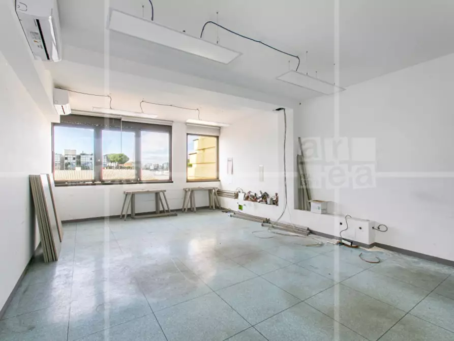 Immagine 18 di Ufficio in affitto  in Via Tiburtina 1104-1110 a Roma