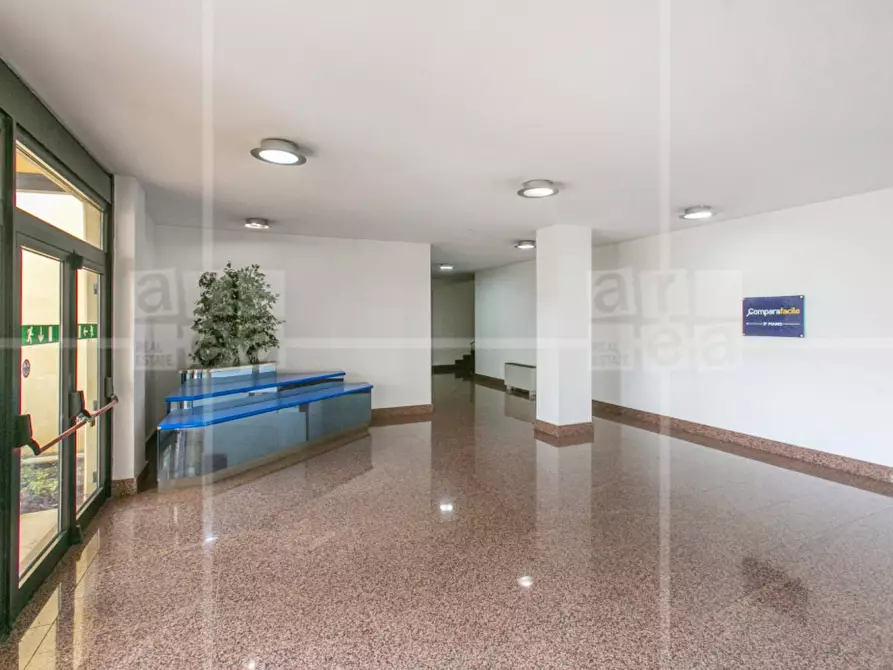 Immagine 26 di Ufficio in affitto  in Via Tiburtina 1104-1110 a Roma