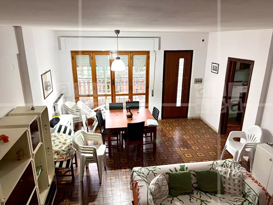 Immagine 4 di Villa in vendita  in Via Cneo Domizio a Santa Marinella