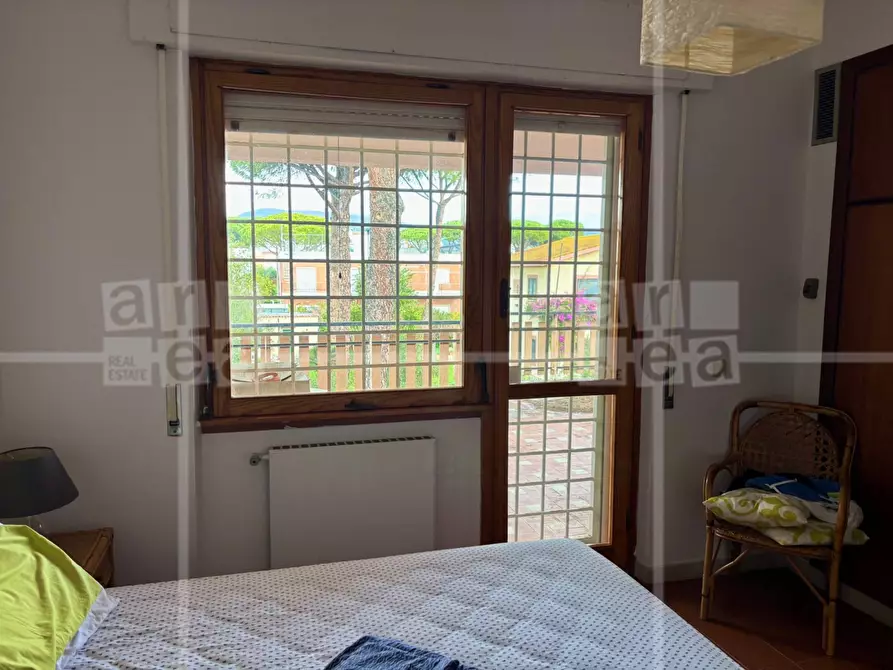 Immagine 6 di Villa in vendita  in Via Cneo Domizio a Santa Marinella