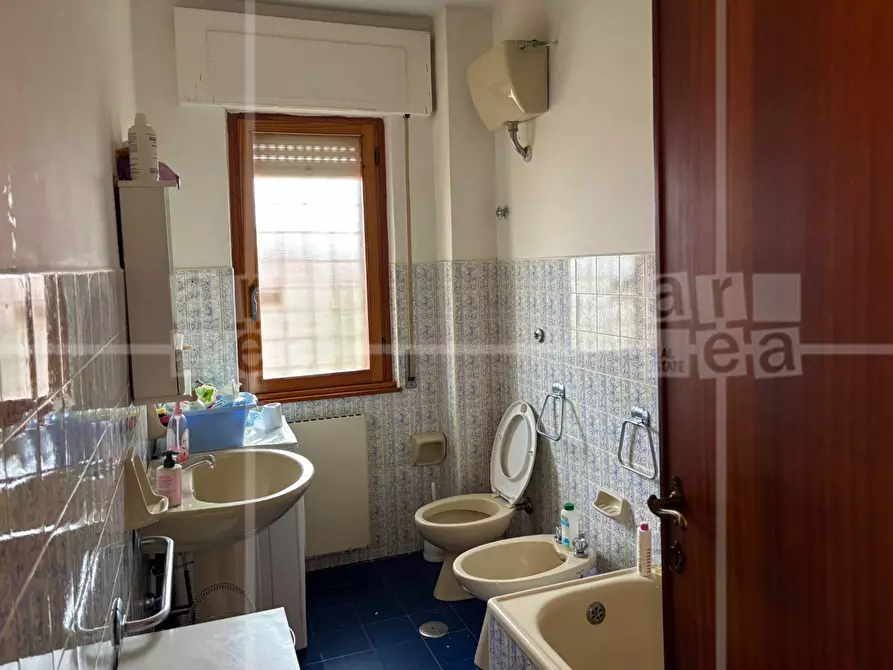 Immagine 15 di Villa in vendita  in Via Cneo Domizio a Santa Marinella