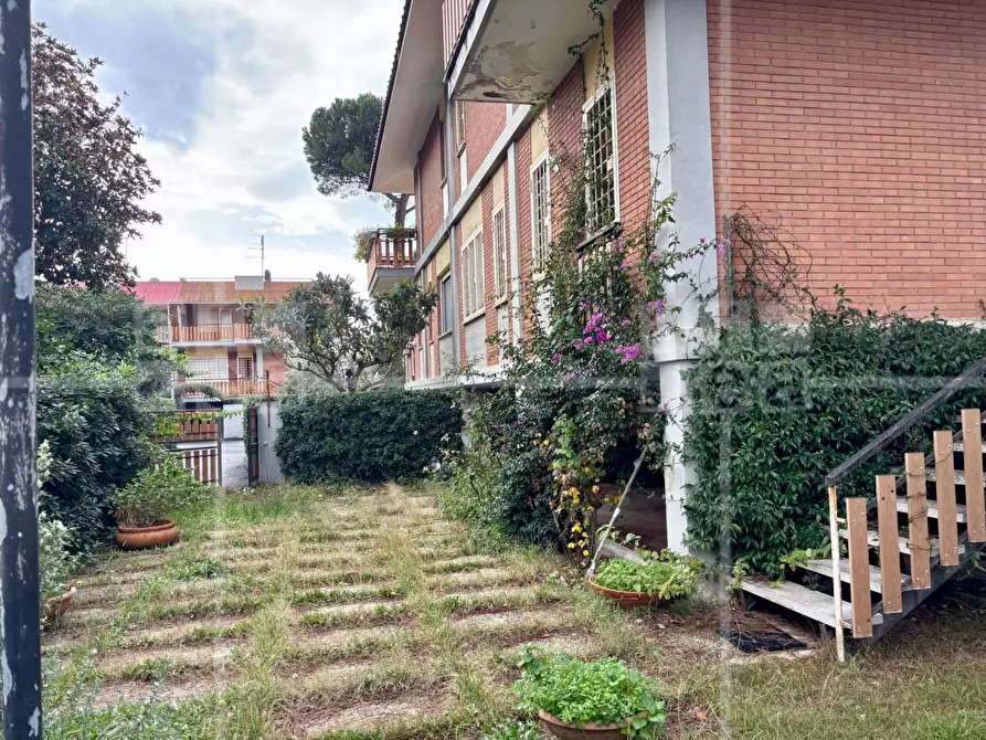 Immagine 26 di Villa in vendita  in Via Cneo Domizio a Santa Marinella