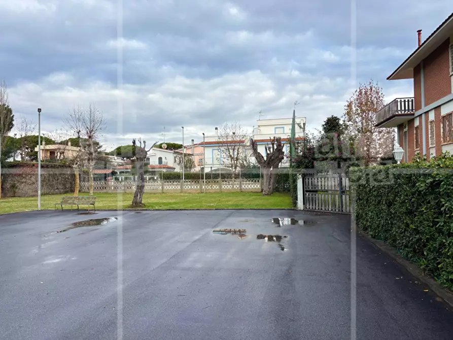 Immagine 32 di Villa in vendita  in Via Cneo Domizio a Santa Marinella