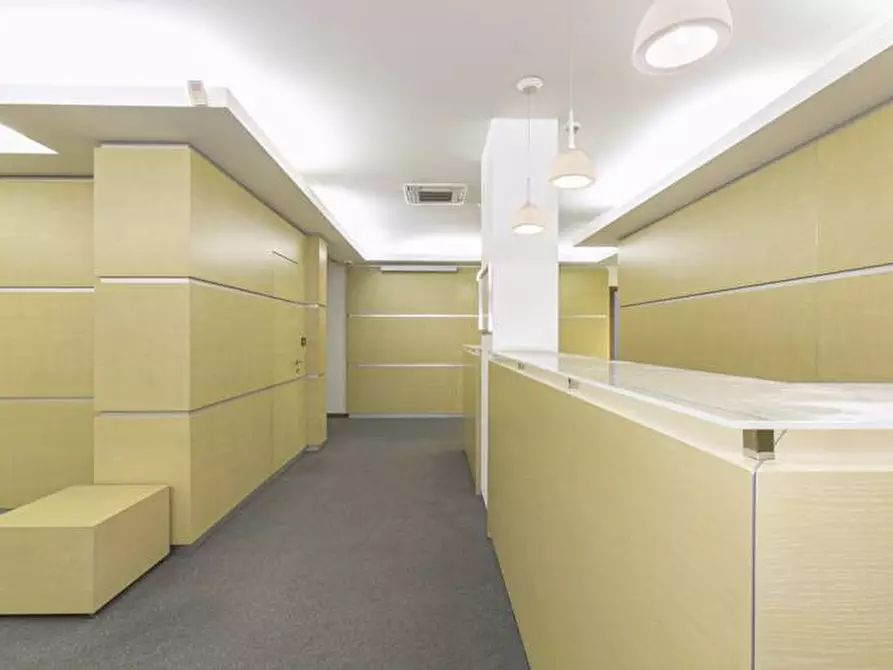 Immagine 8 di Ufficio in affitto  in Via Barberini a Roma