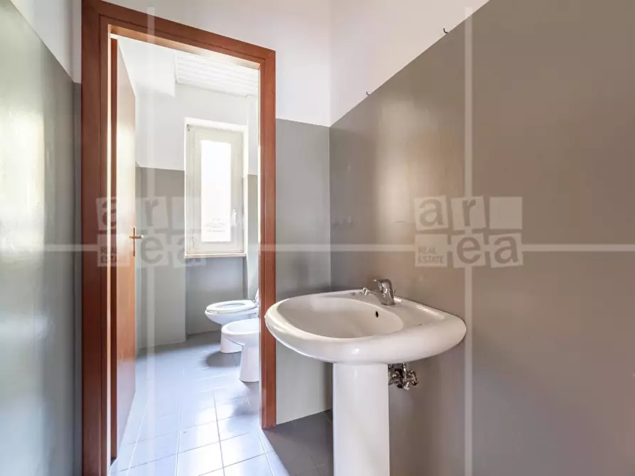 Immagine 43 di Ufficio in affitto  in Via Flaminia a Roma