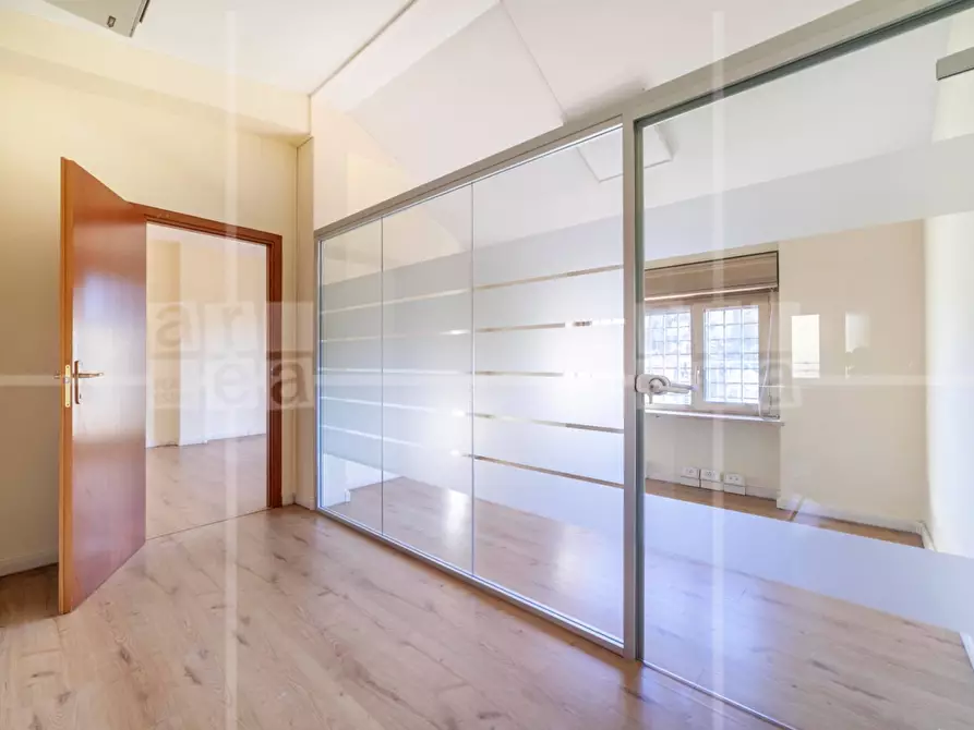 Immagine 12 di Ufficio in affitto  in Via Flaminia a Roma