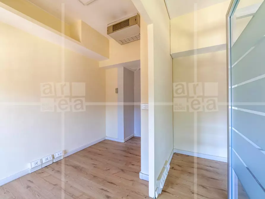 Immagine 27 di Ufficio in affitto  in Via Flaminia a Roma