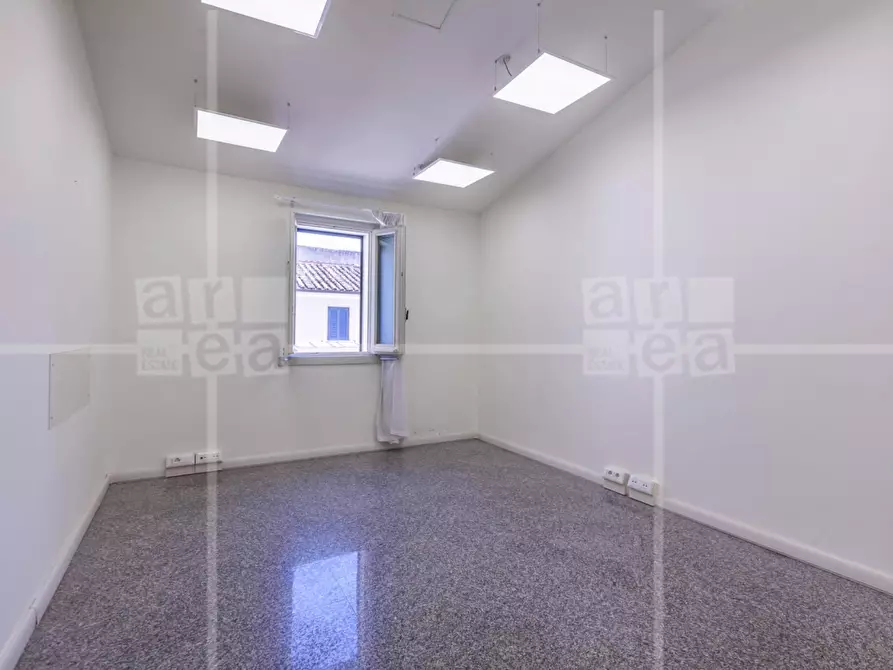 Immagine 9 di Ufficio in affitto  in Via Nazionale 131 a Roma