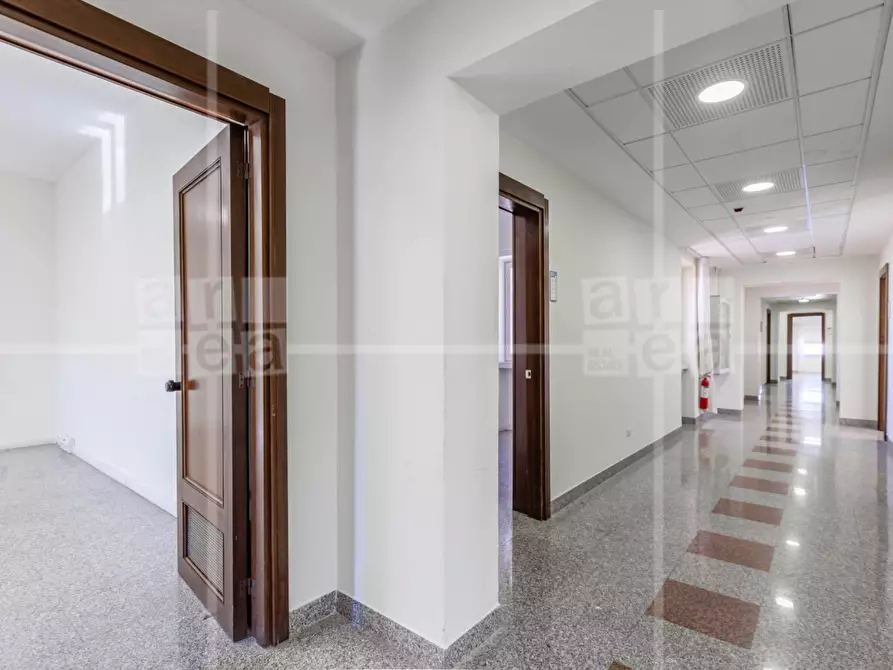 Immagine 11 di Ufficio in affitto  in Via Nazionale 131 a Roma