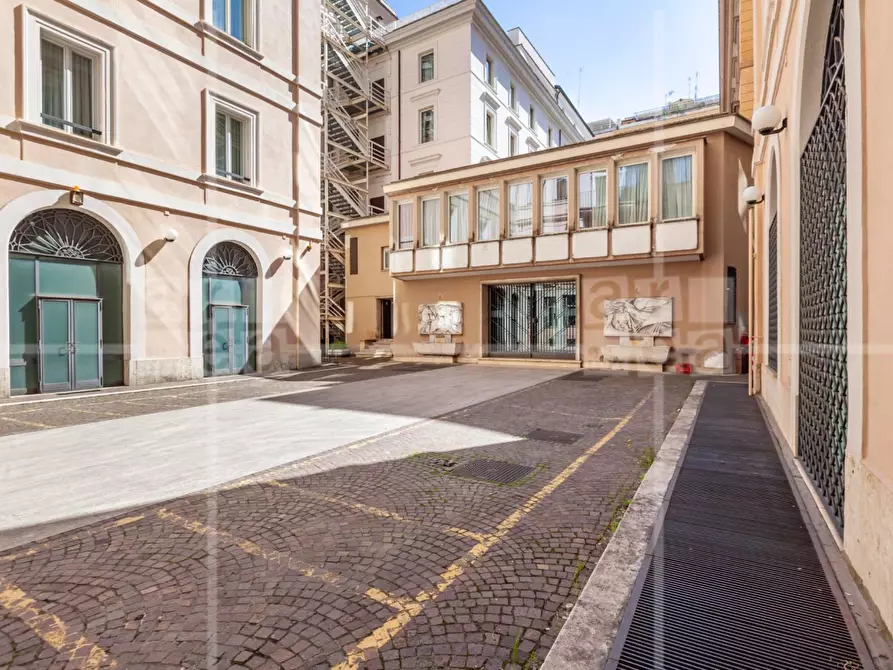 Immagine 36 di Ufficio in affitto  in Via Nazionale 131 a Roma