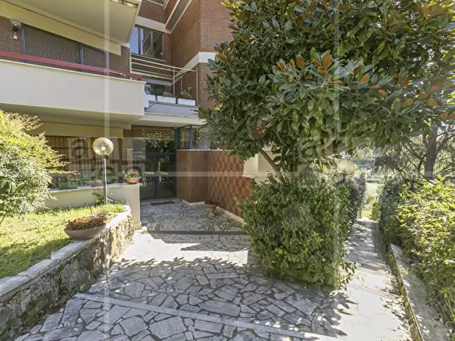 Immagine 12 di Appartamento in vendita  in Via Giuseppe Perego a Roma