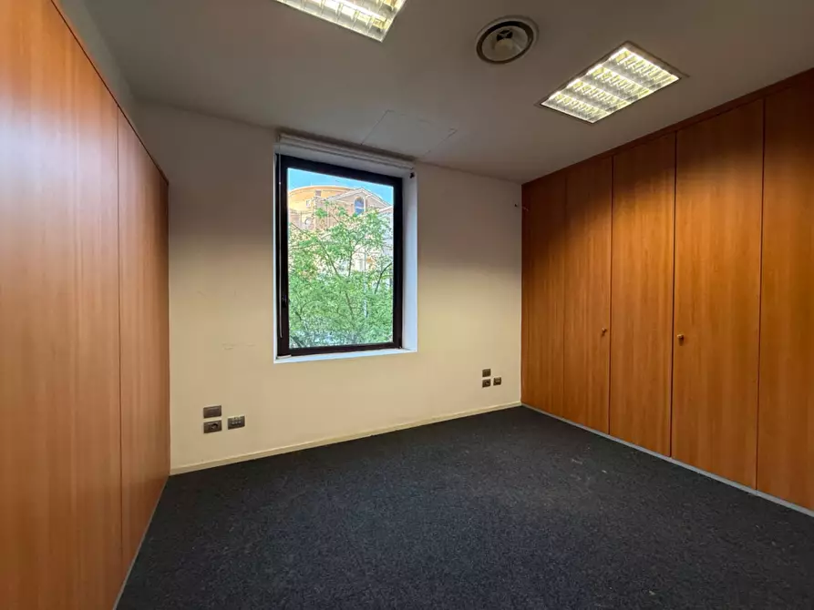 Immagine 11 di Ufficio in affitto  in PIazza Euclide 36 a Roma