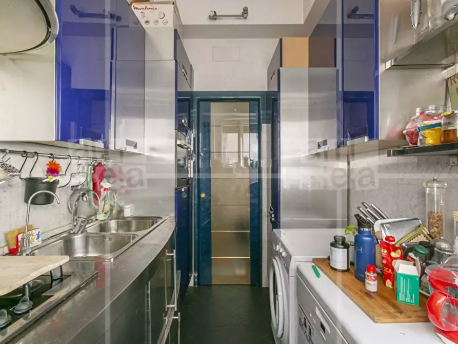 Immagine 20 di Appartamento in vendita  in Via Delle Zoccolette 30 a Roma