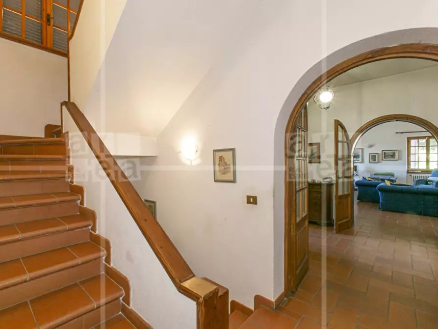 Immagine 7 di Villa in vendita  in Via Francesco Perrella a Roma