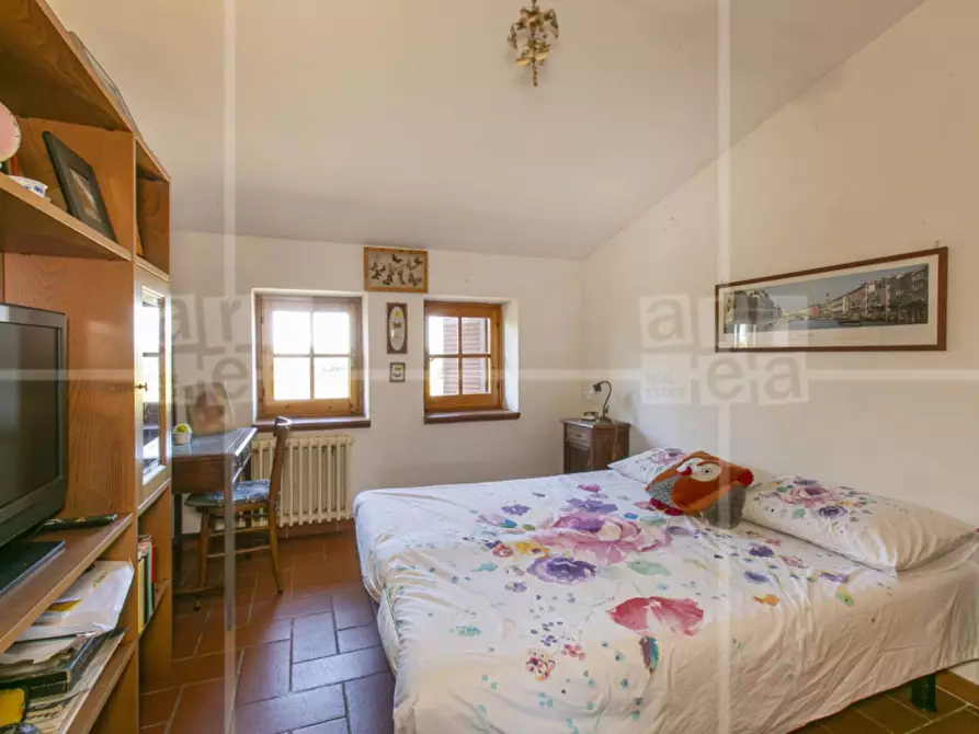 Immagine 15 di Villa in vendita  in Via Francesco Perrella a Roma