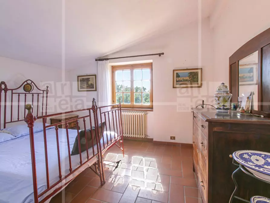 Immagine 22 di Villa in vendita  in Via Francesco Perrella a Roma