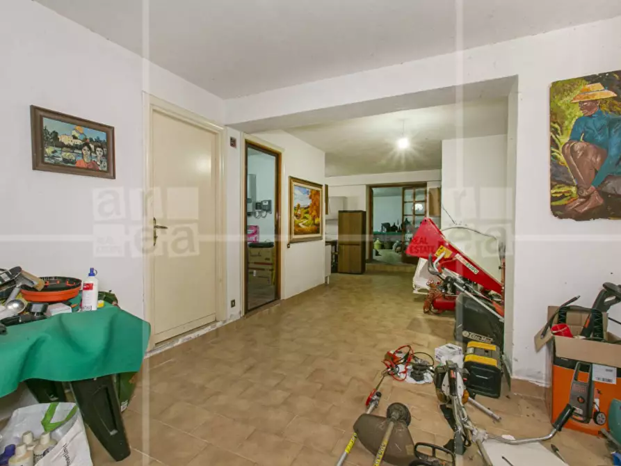 Immagine 31 di Villa in vendita  in Via Francesco Perrella a Roma