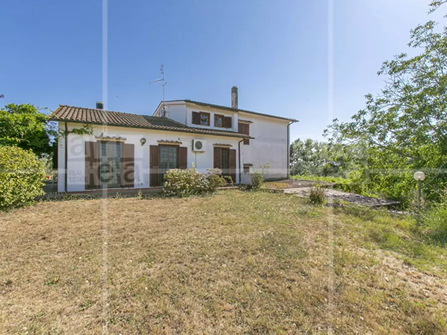 Immagine 36 di Villa in vendita  in Via Francesco Perrella a Roma