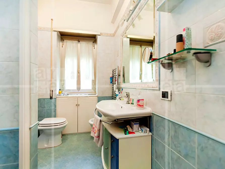 Immagine 18 di Appartamento in vendita  in Viale Guglielmo Marconi a Roma