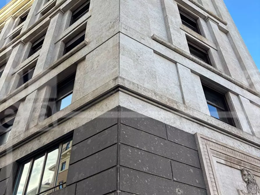 Immagine 7 di Ufficio in affitto  in Via Barberini a Roma