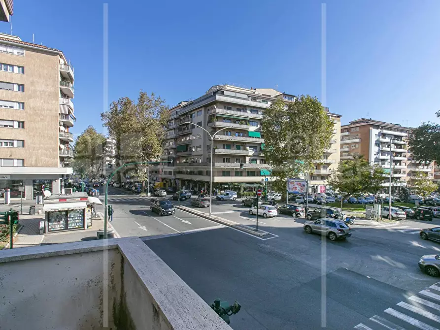 Immagine 22 di Appartamento in affitto  in Via degli Ammiragli a Roma