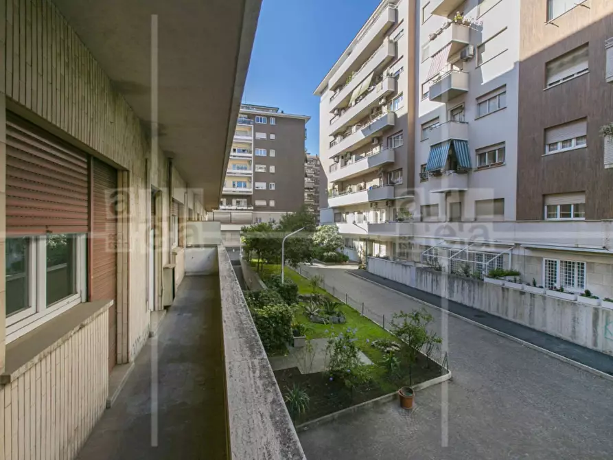 Immagine 25 di Appartamento in affitto  in Via degli Ammiragli a Roma