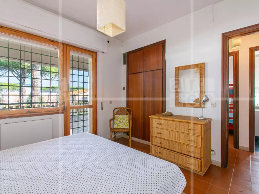 Immagine 18 di Villa in vendita  in Via Cneo Domizio a Santa Marinella