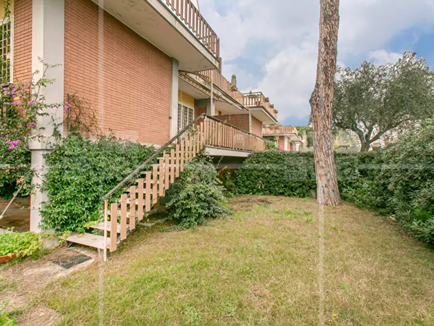 Immagine 35 di Villa in vendita  in Via Cneo Domizio a Santa Marinella