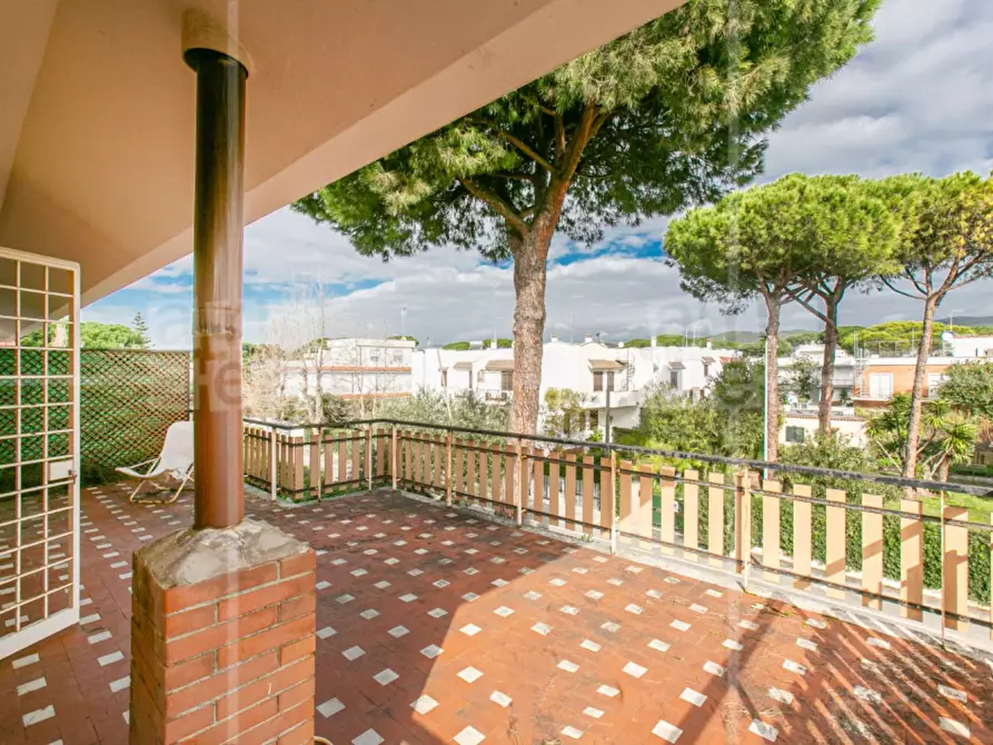 Immagine 40 di Villa in vendita  in Via Cneo Domizio a Santa Marinella