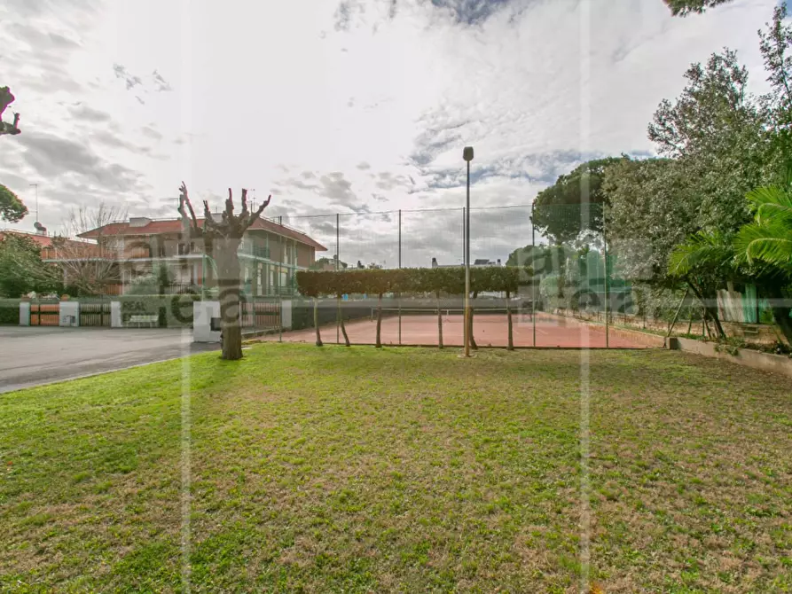 Immagine 49 di Villa in vendita  in Via Cneo Domizio a Santa Marinella