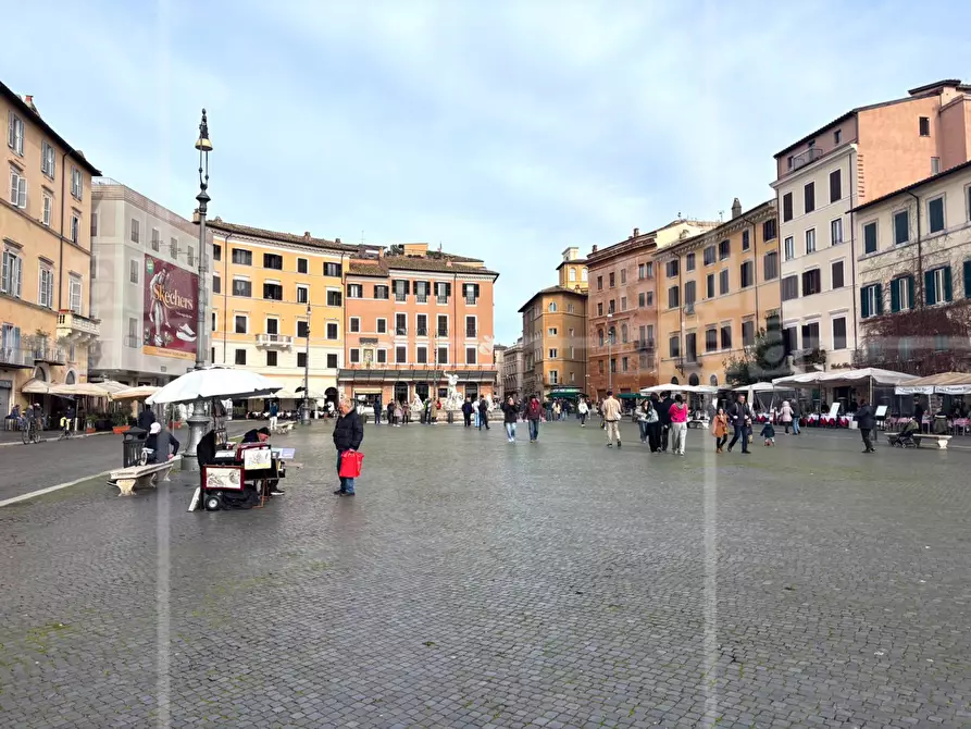Immagine 6 di Appartamento in vendita  in Vicolo delle Vacche a Roma