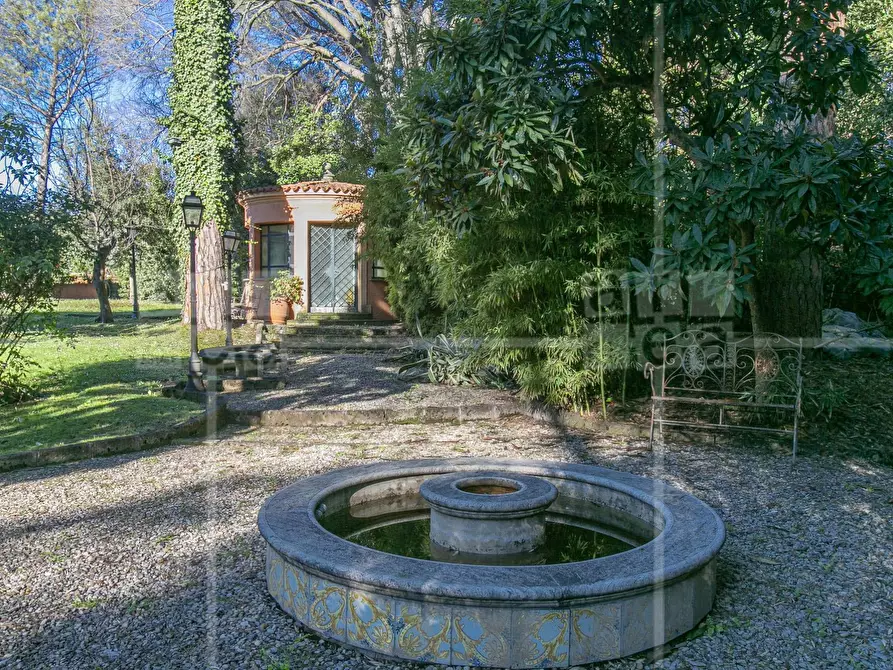 Immagine 7 di Villa in vendita  in Via Appia Antica a Roma