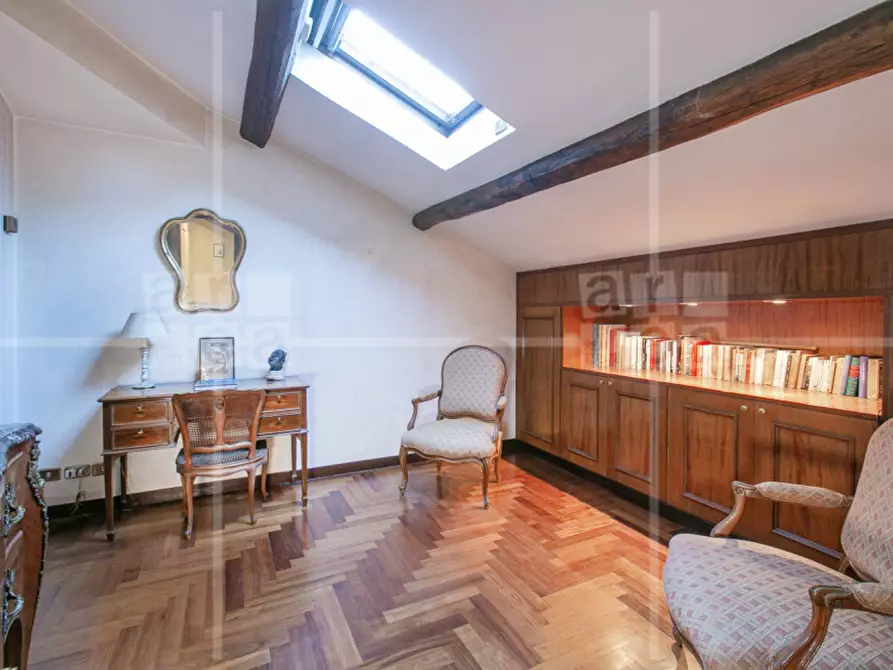 Immagine 33 di Villa in vendita  in Via Appia Antica a Roma