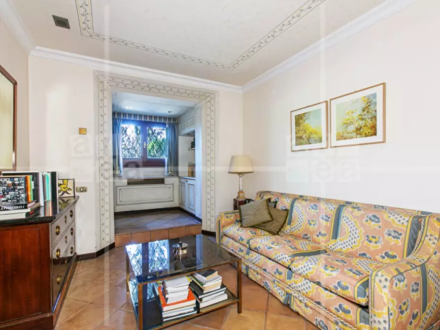 Immagine 34 di Villa in vendita  in Via Appia Antica a Roma