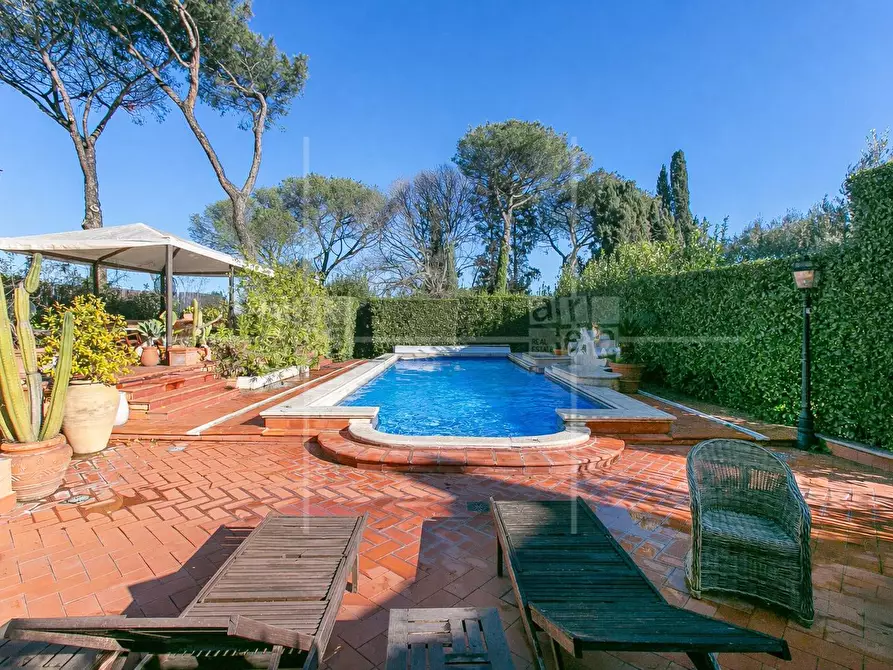 Immagine 53 di Villa in vendita  in Via Appia Antica a Roma