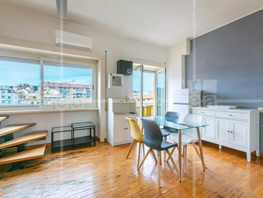 Immagine 3 di Appartamento in affitto  in Via Delle Fornaci a Roma