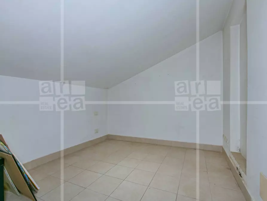 Immagine 16 di Appartamento in affitto  in Via Delle Fornaci a Roma