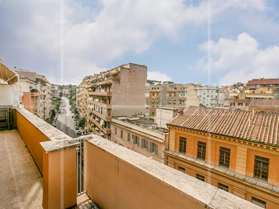 Immagine 24 di Appartamento in affitto  in Via Delle Fornaci a Roma