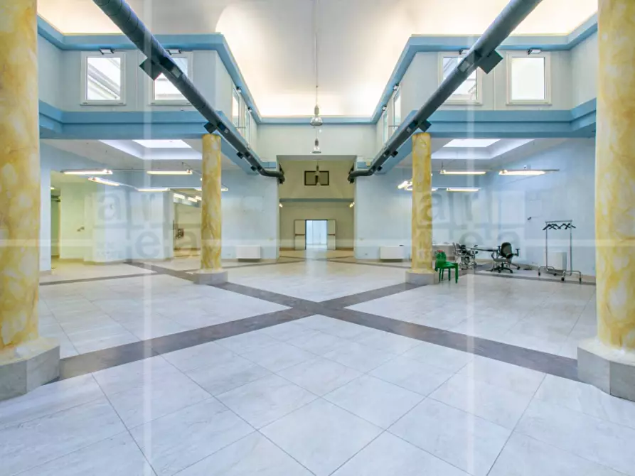 Immagine 2 di Ufficio in affitto  in Via Quattro Novembre a Roma