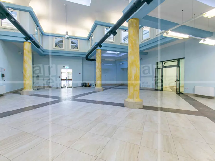 Immagine 11 di Ufficio in affitto  in Via Quattro Novembre a Roma