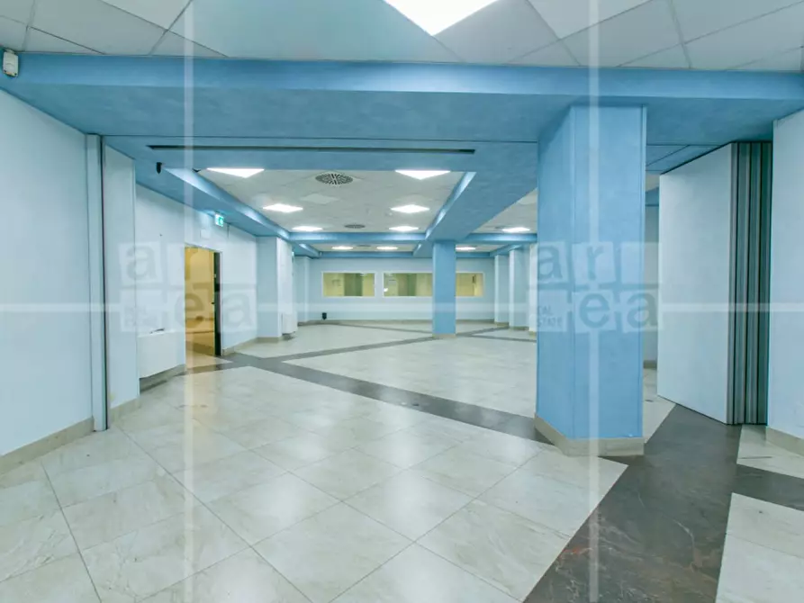 Immagine 17 di Ufficio in affitto  in Via Quattro Novembre a Roma